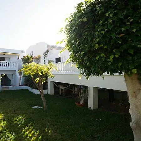 Βίλα Magnific 3-Bedroom Beach Bungalow *