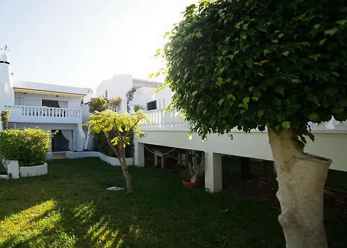 וילה Spacious 3-bedroom *