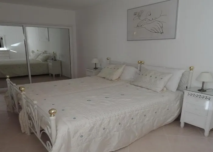 וילה Spacious 3-bedroom