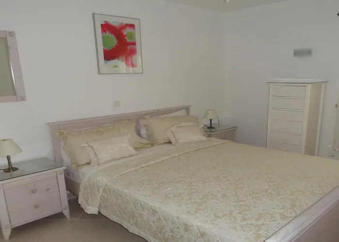 Spacious 3-bedroom *