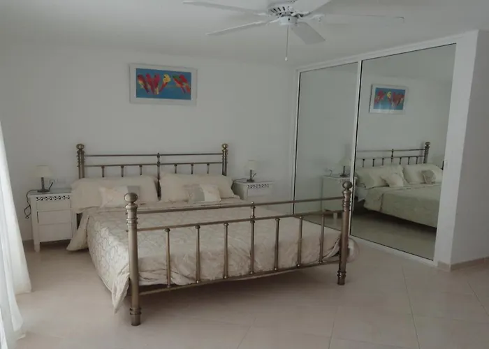 别墅 Spacious 3-bedroom 阿德耶